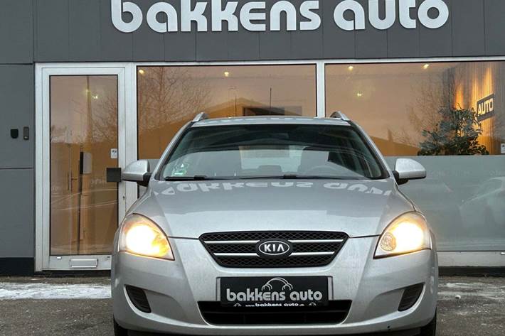 Sølv Kia Ceed fra 2009