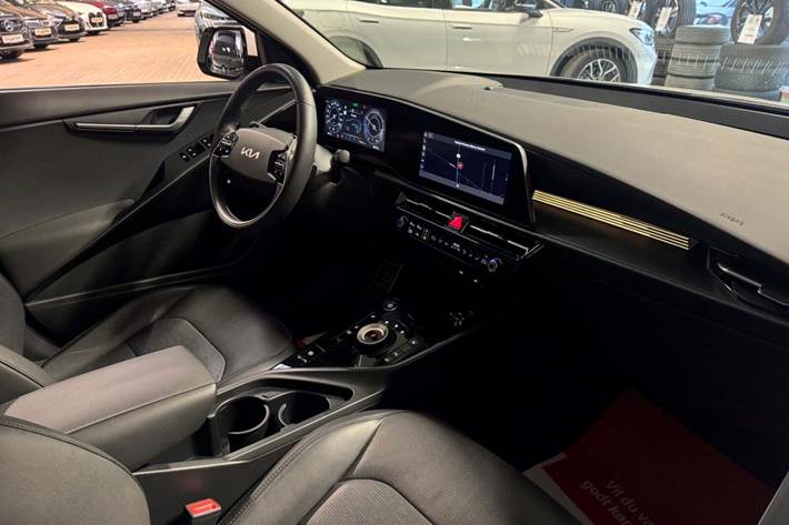 Hvid Kia Niro fra 2022