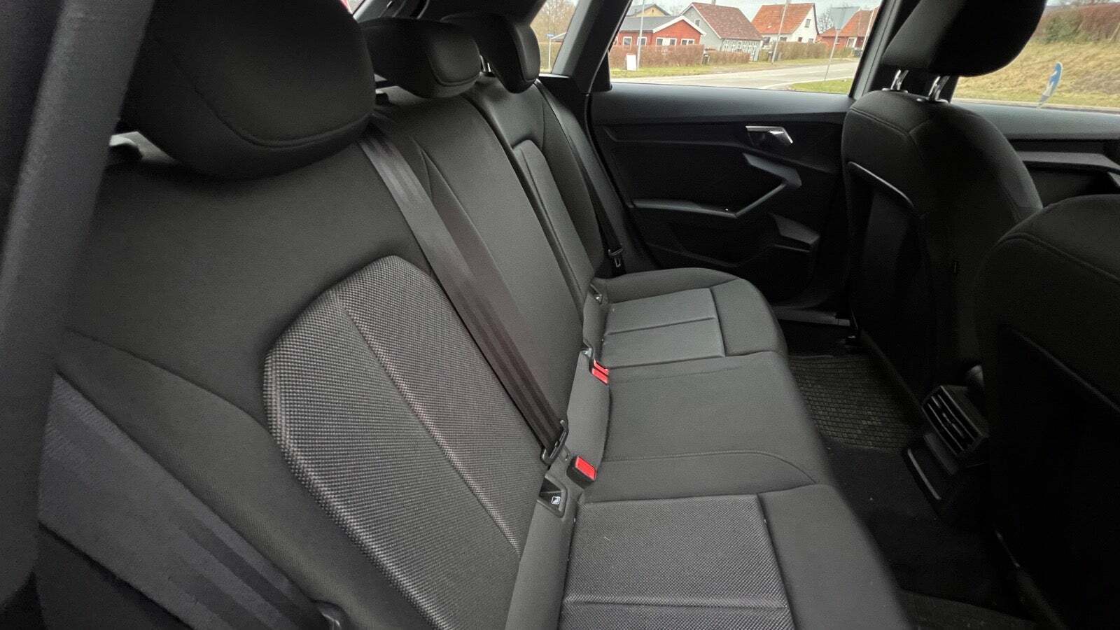 Hvid Audi A3 fra 2022