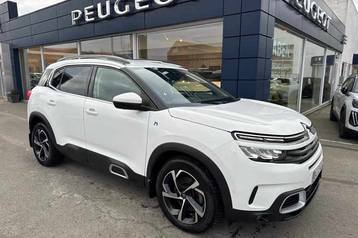 Hvid Citroën C5 Aircross fra 2021 set udefra