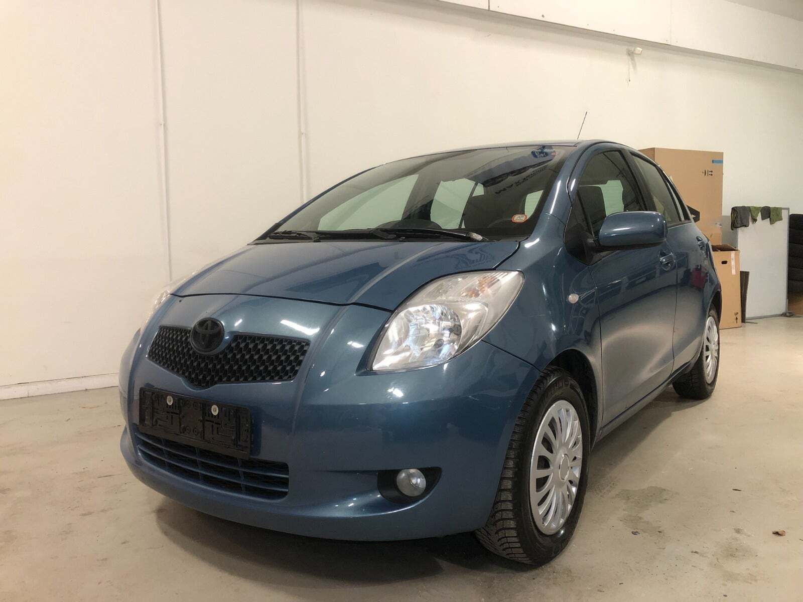 Toyota Yaris 1,3 Sol M/M