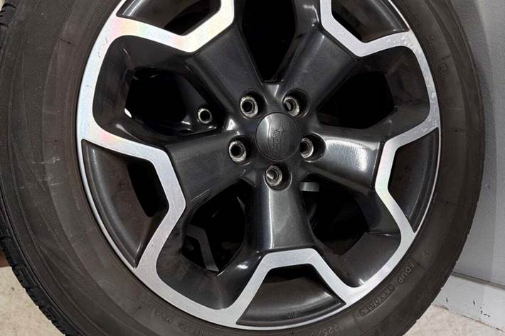 Hvid Subaru XV fra 2015