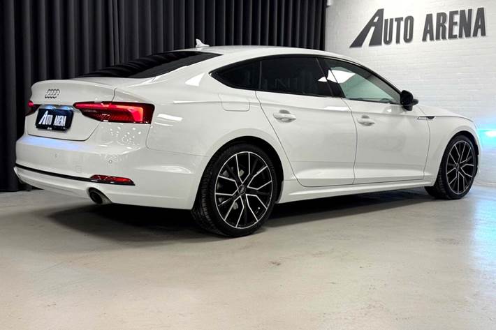 Hvid Audi A5 fra 2018