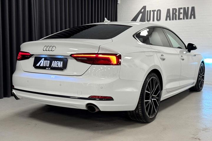 Hvid Audi A5 fra 2018