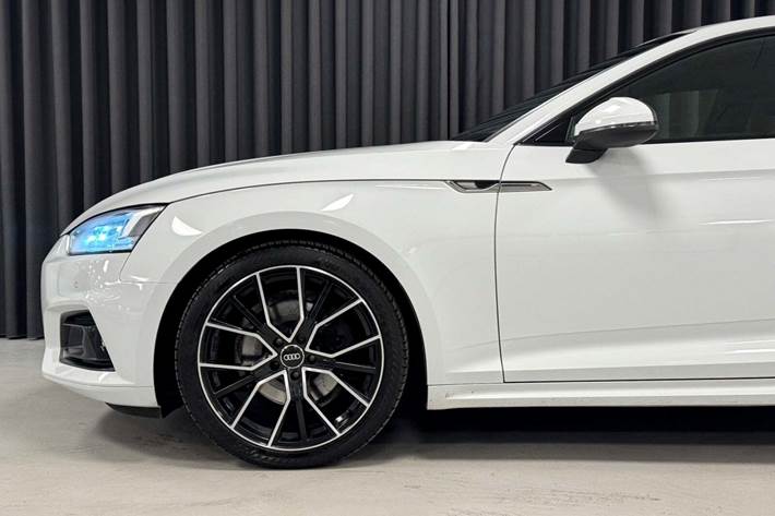 Hvid Audi A5 fra 2018