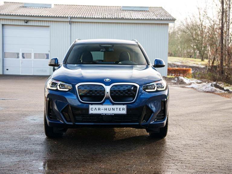 BMW iX3 Charged Plus M-Sport