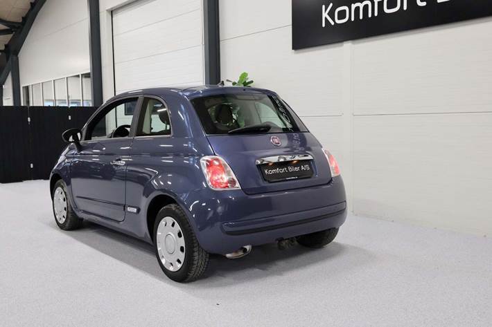 Blå Fiat 500 fra 2008