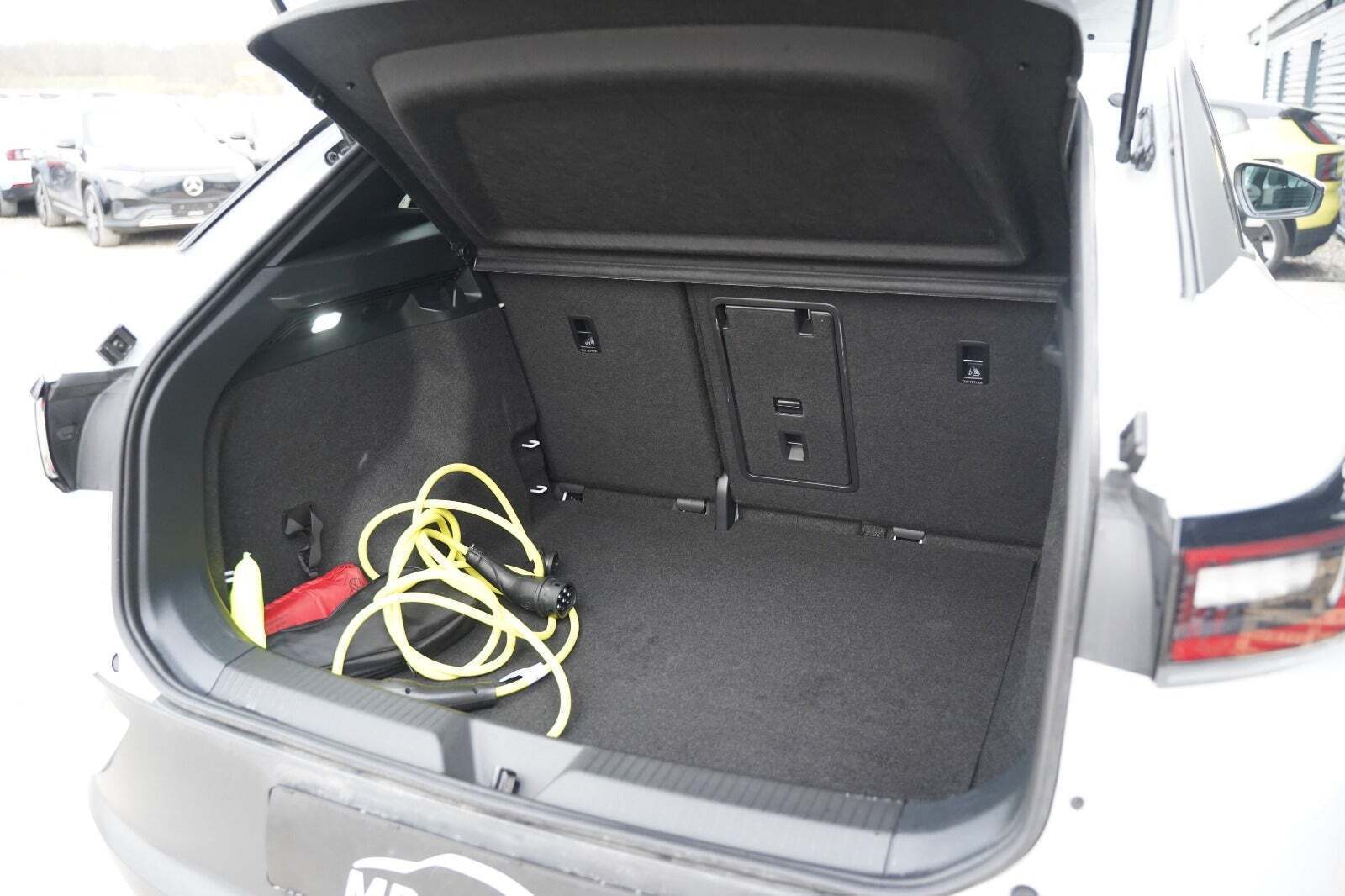 Hvid VW ID.4 fra 2025