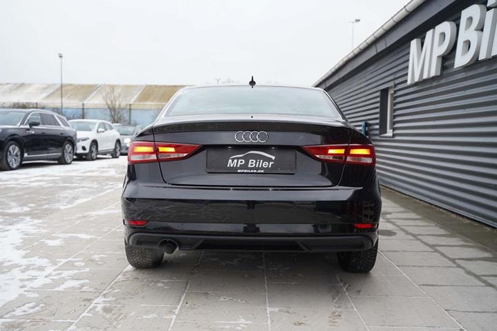 Sort Audi A3 fra 2017