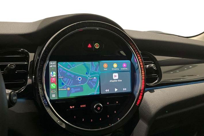 Sølv Mini Cooper SE fra 2023