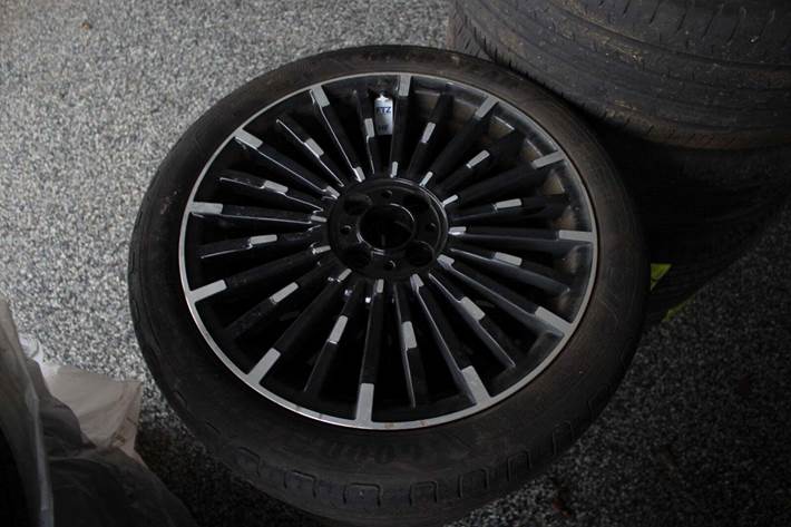 Grå Fiat 500e fra 2021