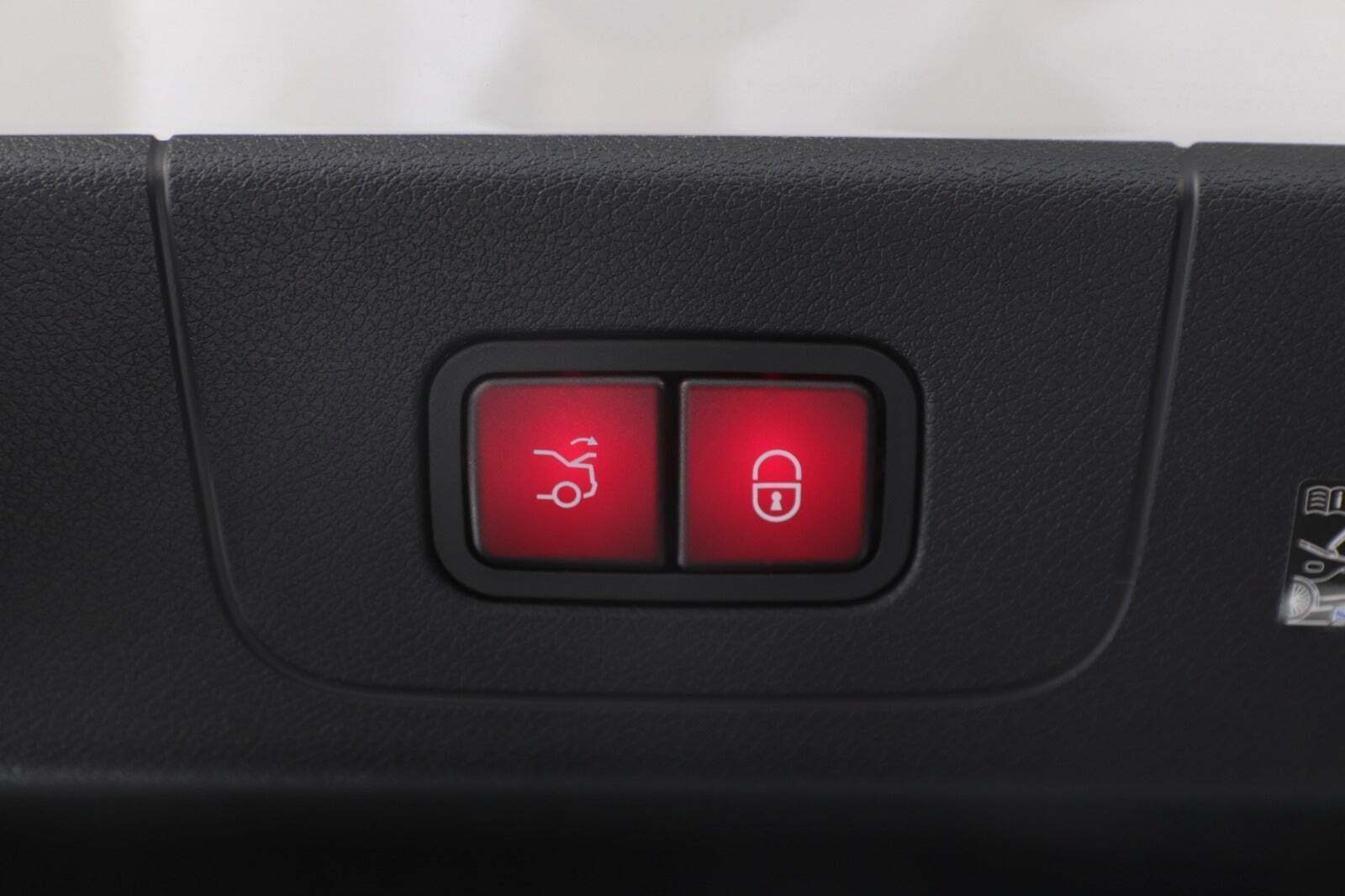 Hvid Mercedes CLA250+ fra 2026