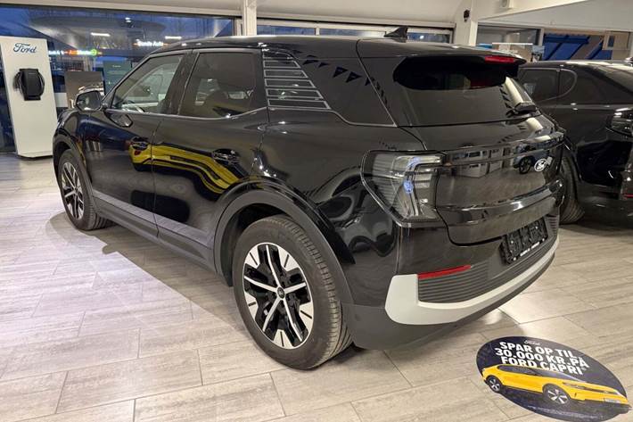 Sort Ford Explorer fra 2024