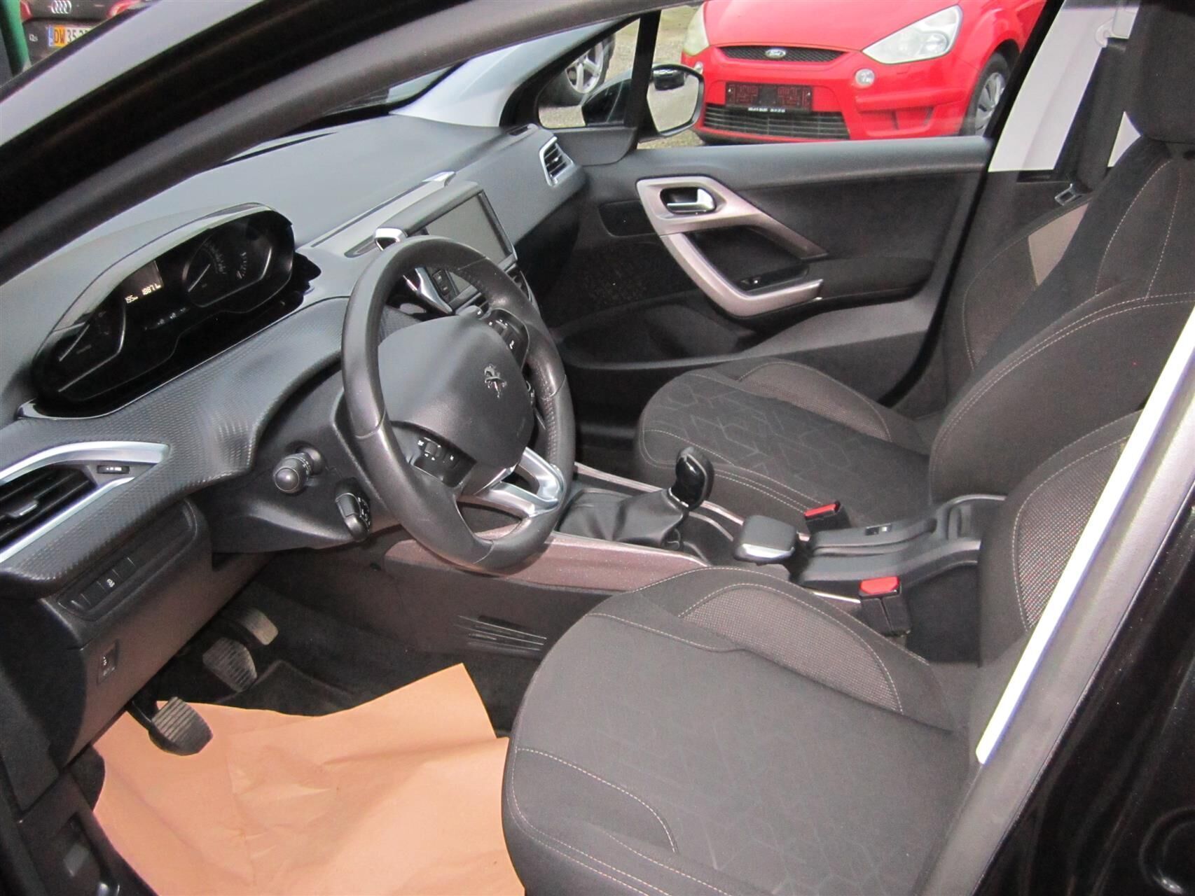 Peugeot 2008 1,2 VTi Active+ 82HK 5d