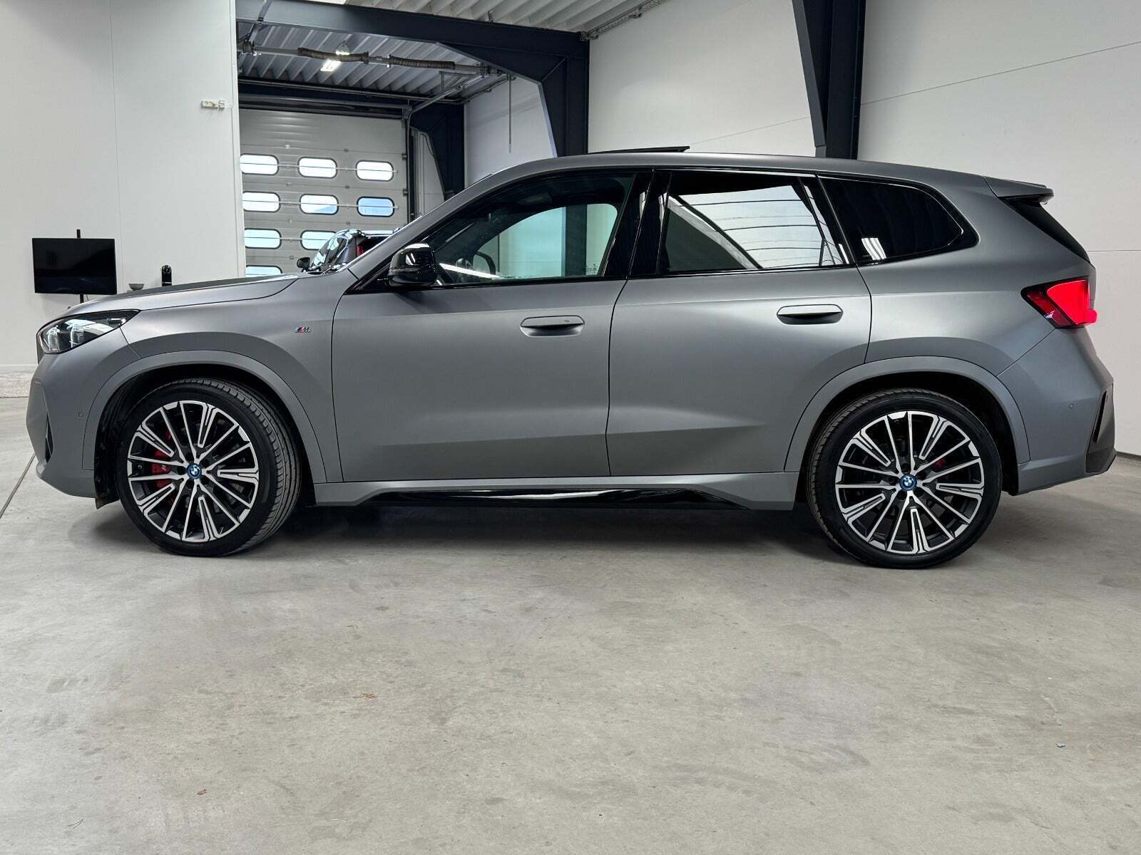 BMW iX1 xDrive30 Fully Charged M-Sport