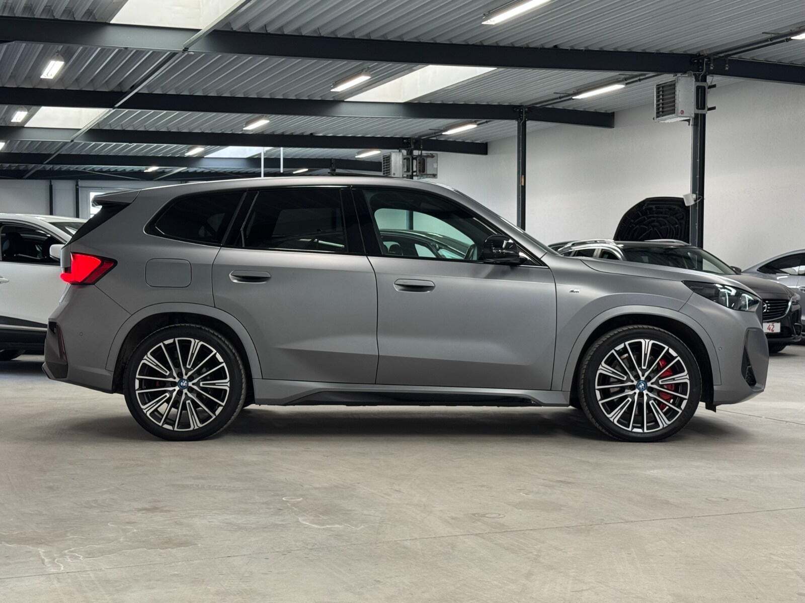 BMW iX1 xDrive30 Fully Charged M-Sport