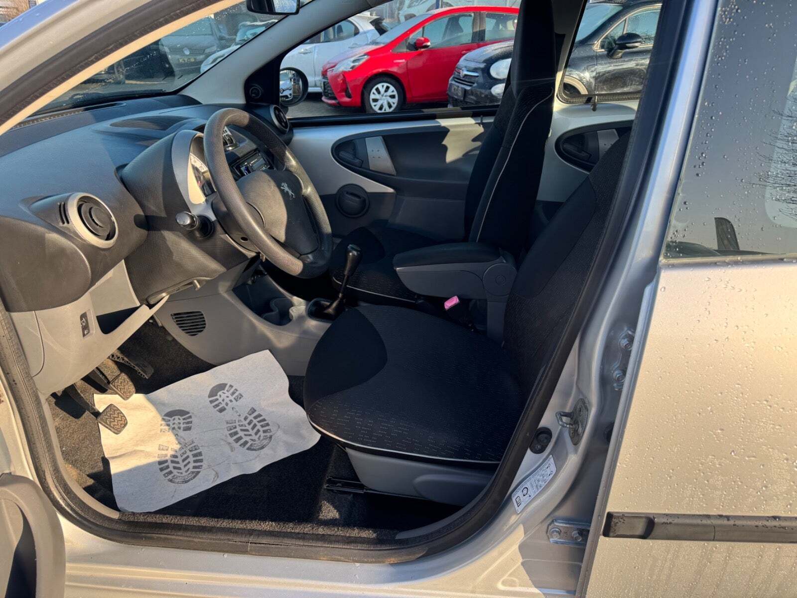 undefined Peugeot 107 fra 2010