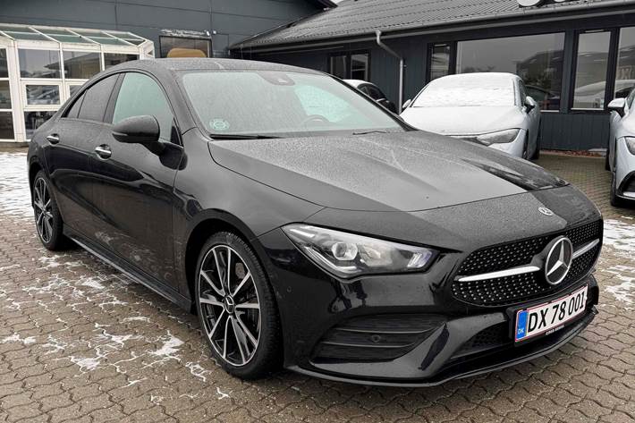 Sort Mercedes CLA220 fra 2026