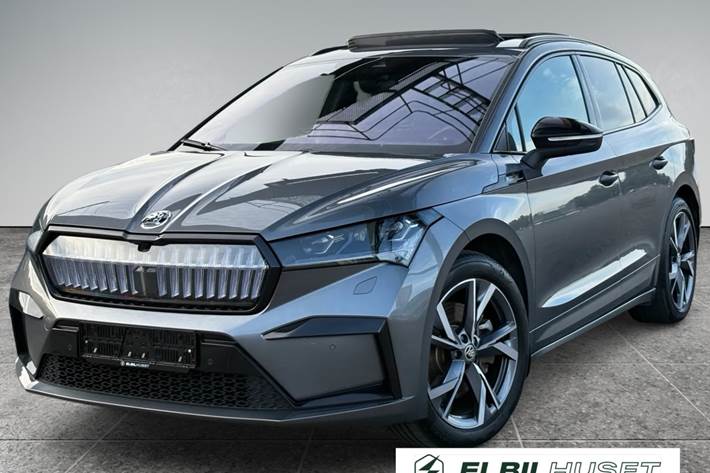 Grå Skoda Enyaq fra 2024 set udefra