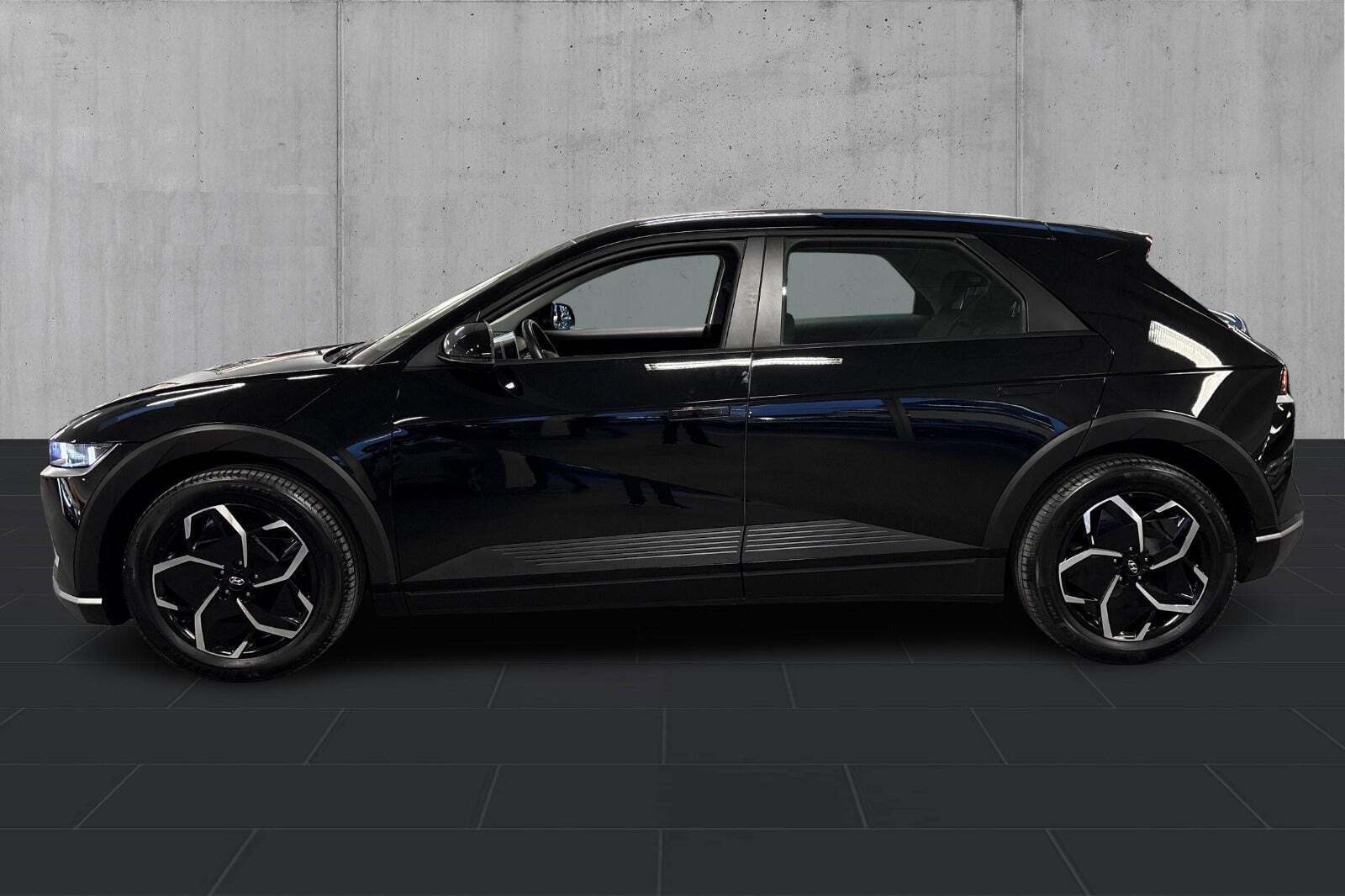 Hyundai Ioniq 5 77 Essential