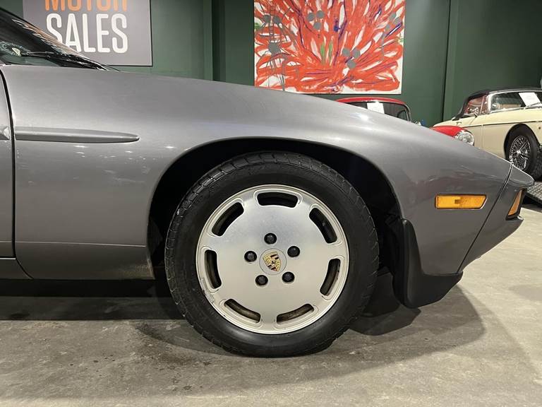 Porsche 928 5,0 S4 320HK 3d Aut.