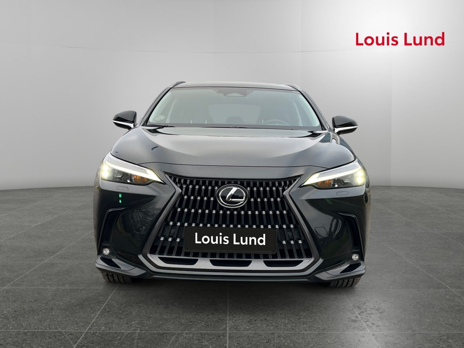 Lexus NX 2,5 450h+ Plugin-hybrid Business Plus 4WD 309HK 5d Trinl. Gear