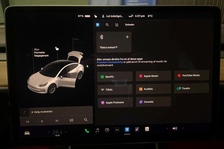 Hvid Tesla Model 3 fra 2020