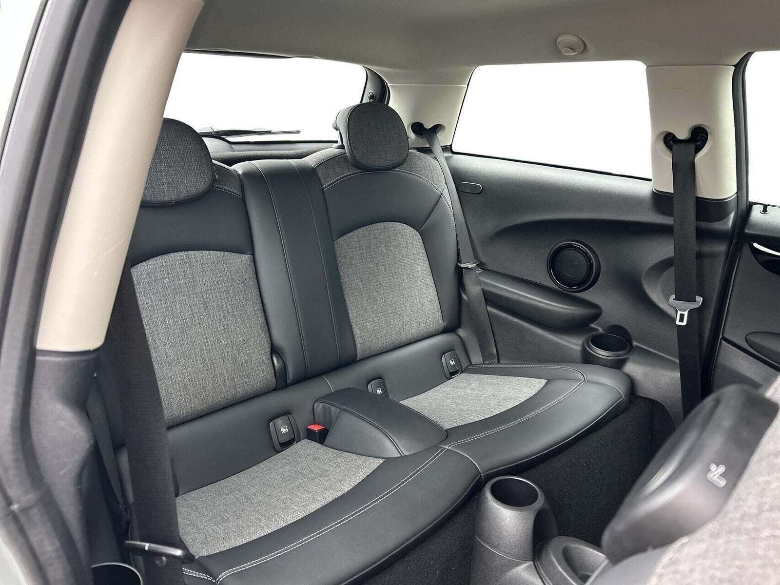 Mini Cooper SE Classic Trim