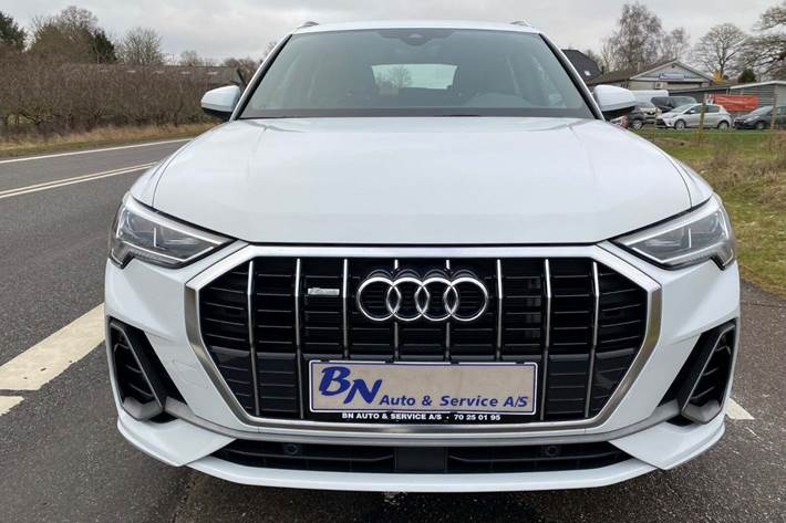 Hvid Audi Q3 fra 2023