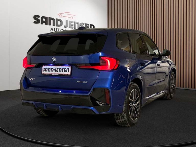 BMW iX1 xDrive30 M-Sport Premium Van