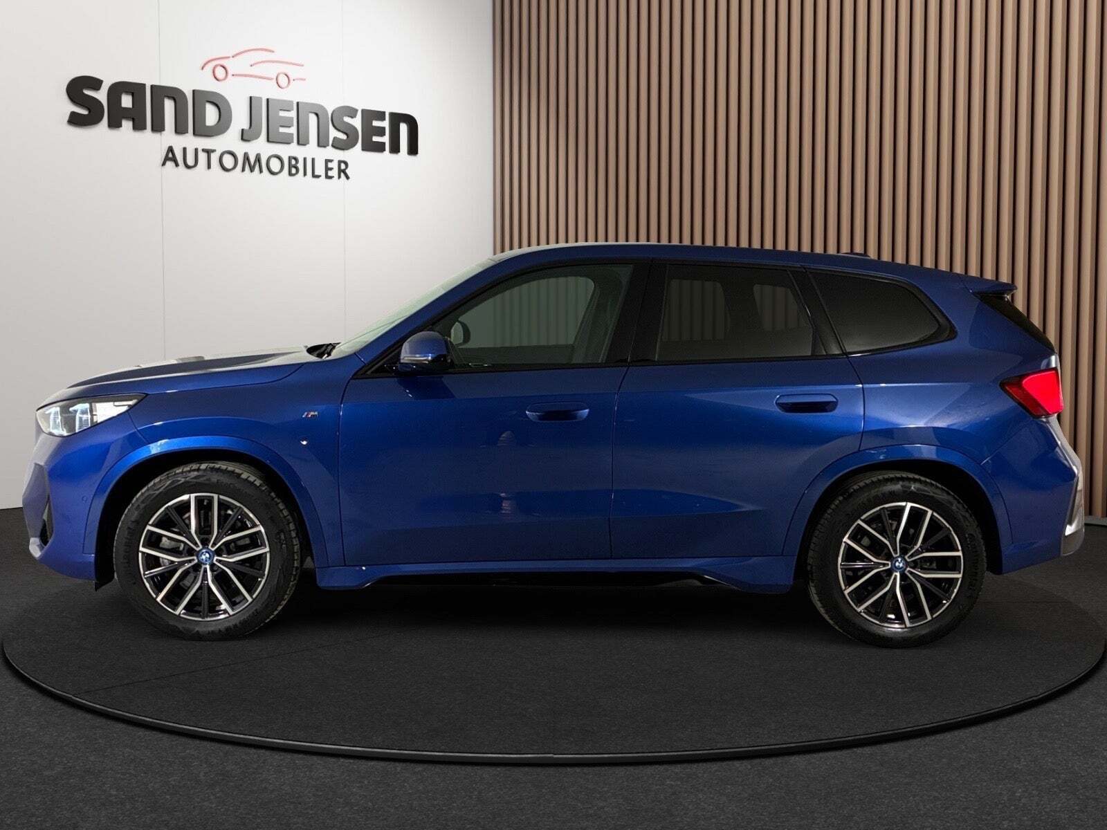 BMW iX1 xDrive30 M-Sport Premium