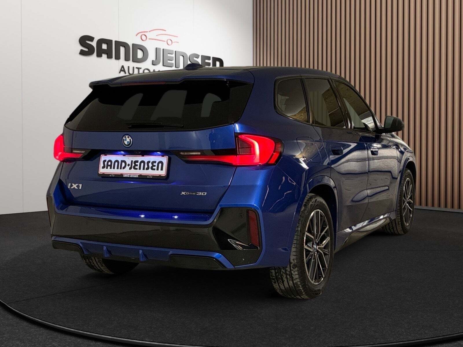 BMW iX1 xDrive30 M-Sport Premium
