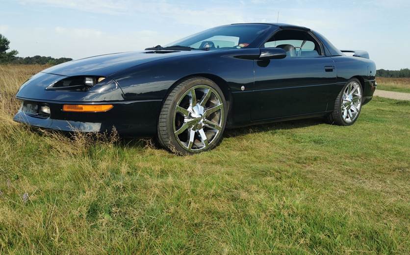 Chevrolet Camaro 5,7 228