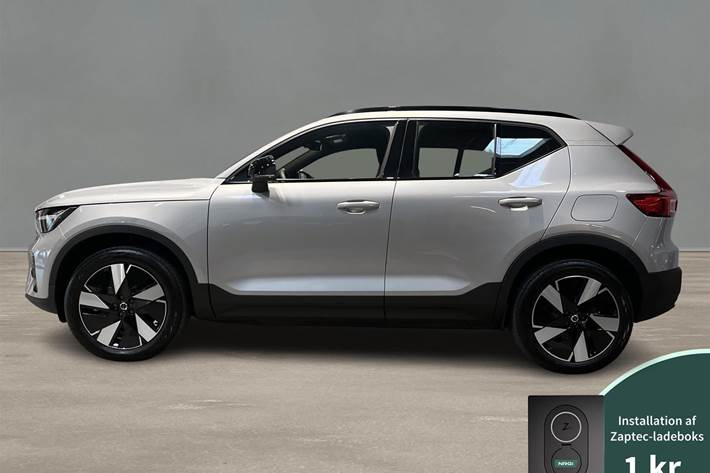 Sølv Volvo XC40 fra 2024