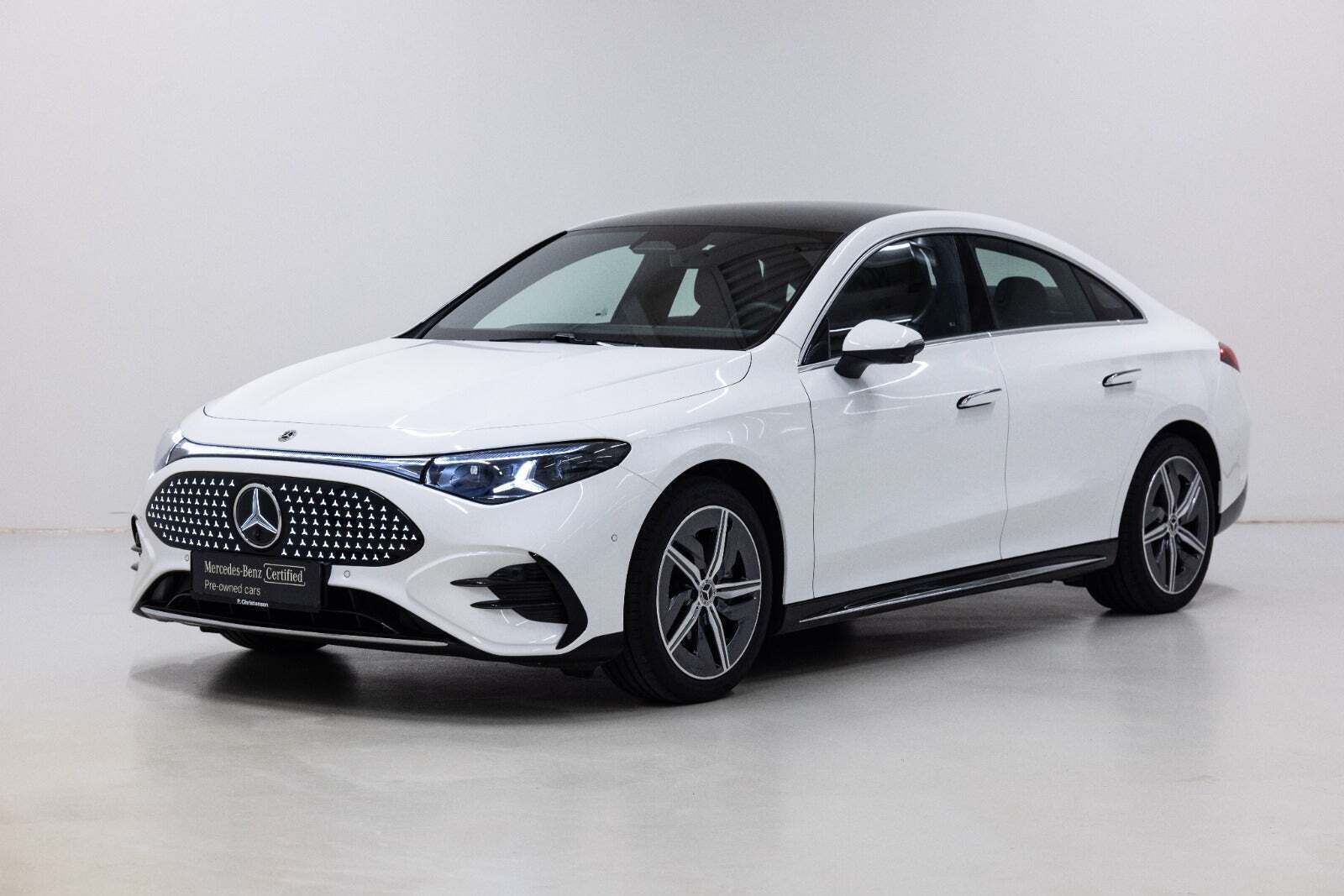Hvid Mercedes CLA250+ fra 2025