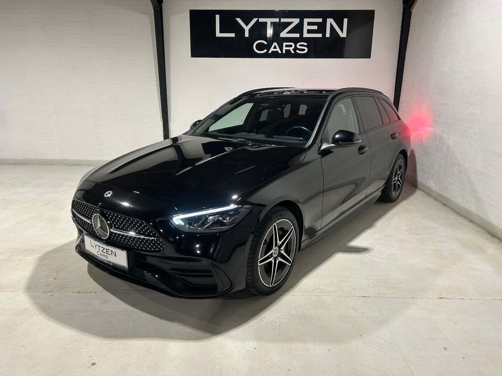 Mercedes C300 e 2,0 AMG Line stc. aut.