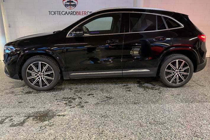 Sort Mercedes EQA250+ fra 2025