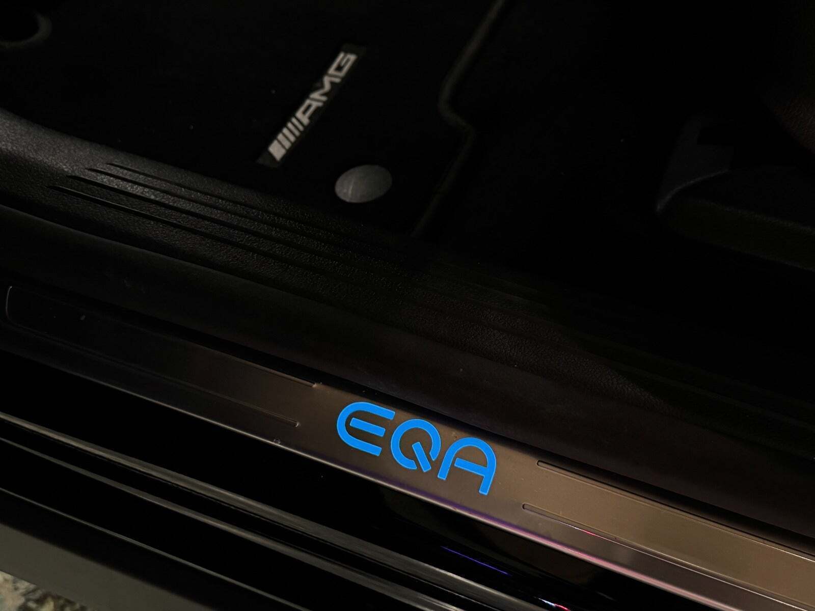 Sort Mercedes EQA250+ fra 2025