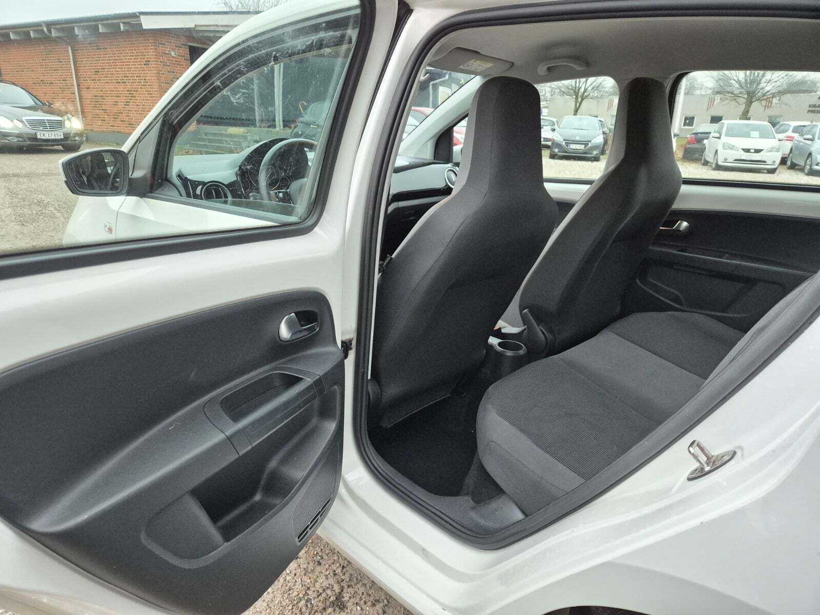 Grøn VW UP! fra 2016