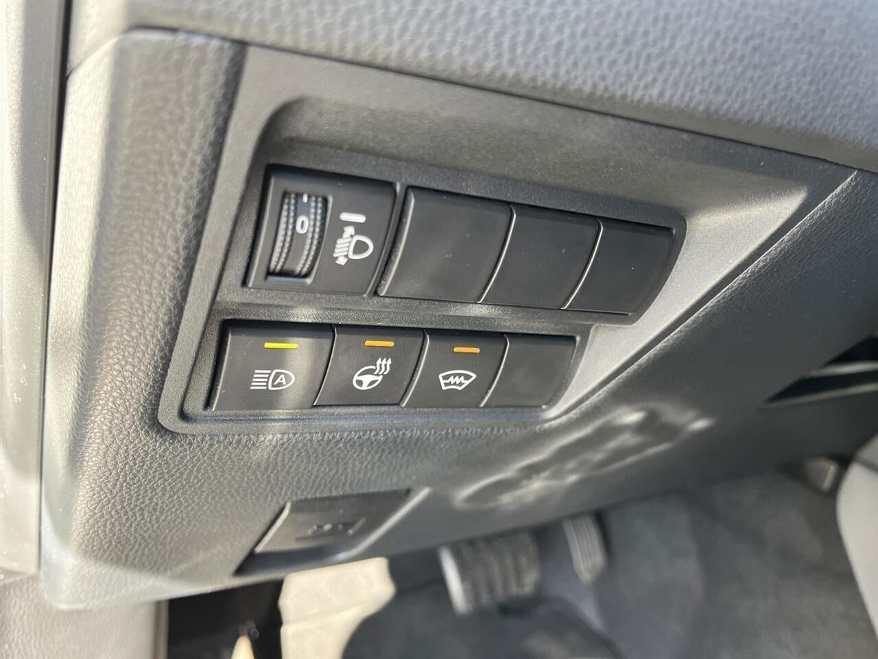 Hvid Toyota Yaris Cross fra 2025