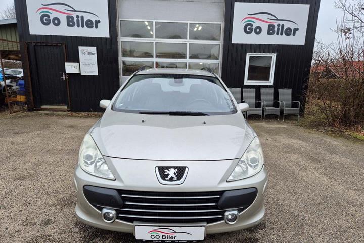 Grøn Peugeot 307 fra 2007