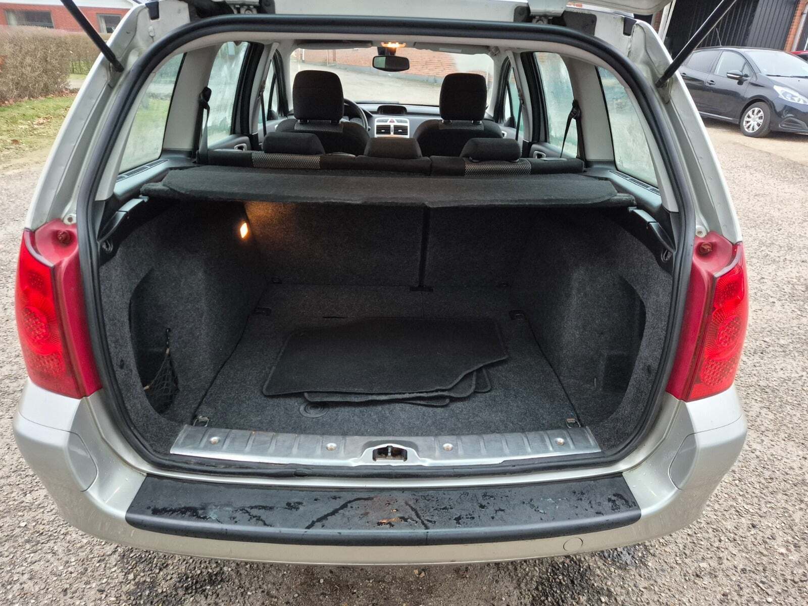 Grøn Peugeot 307 fra 2007