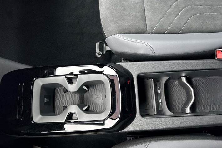 Hvid VW ID.4 fra 2025