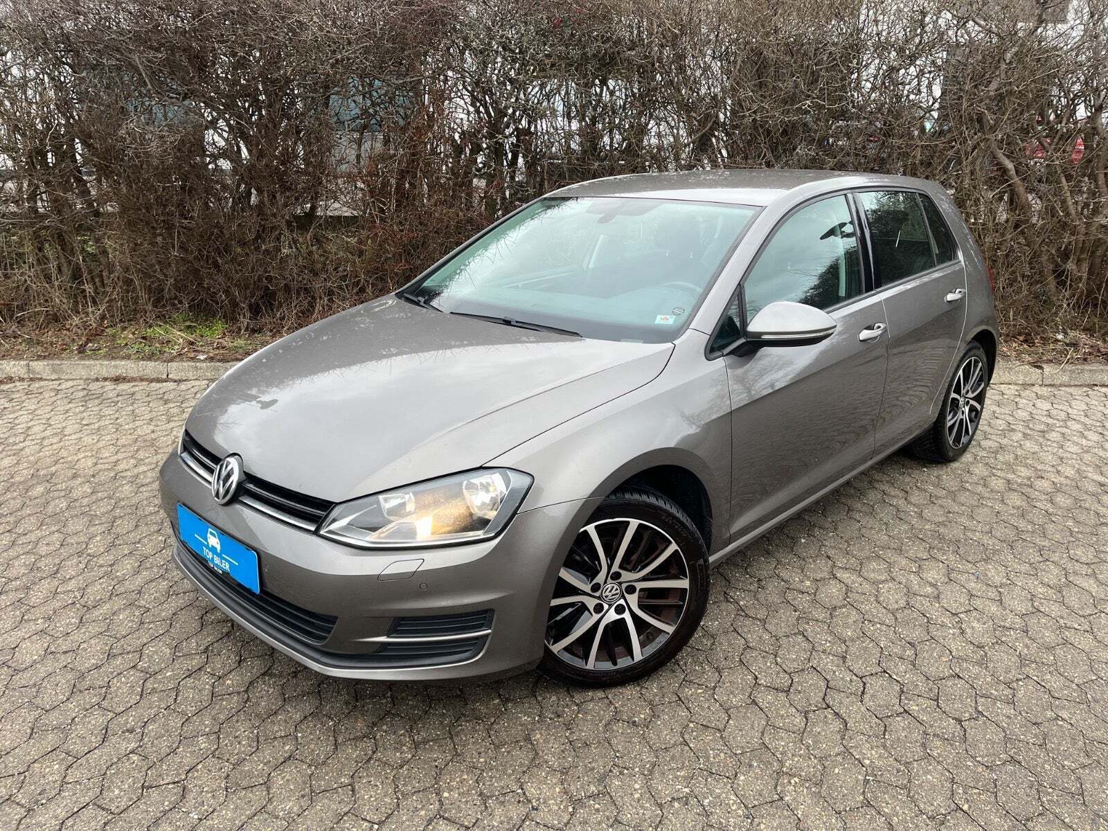 VW Golf VII 1,4 TSi 122 Highline BMT