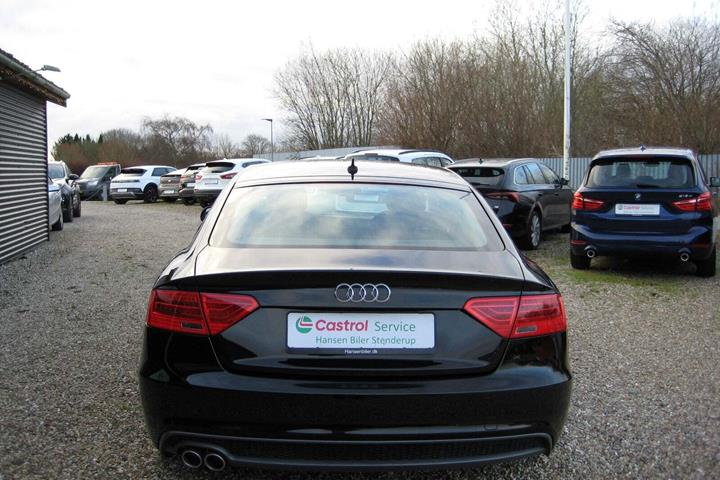 Sort Audi A5 fra 2015