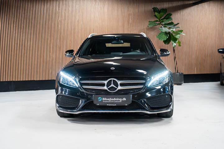 Sort Mercedes C220 d fra 2018