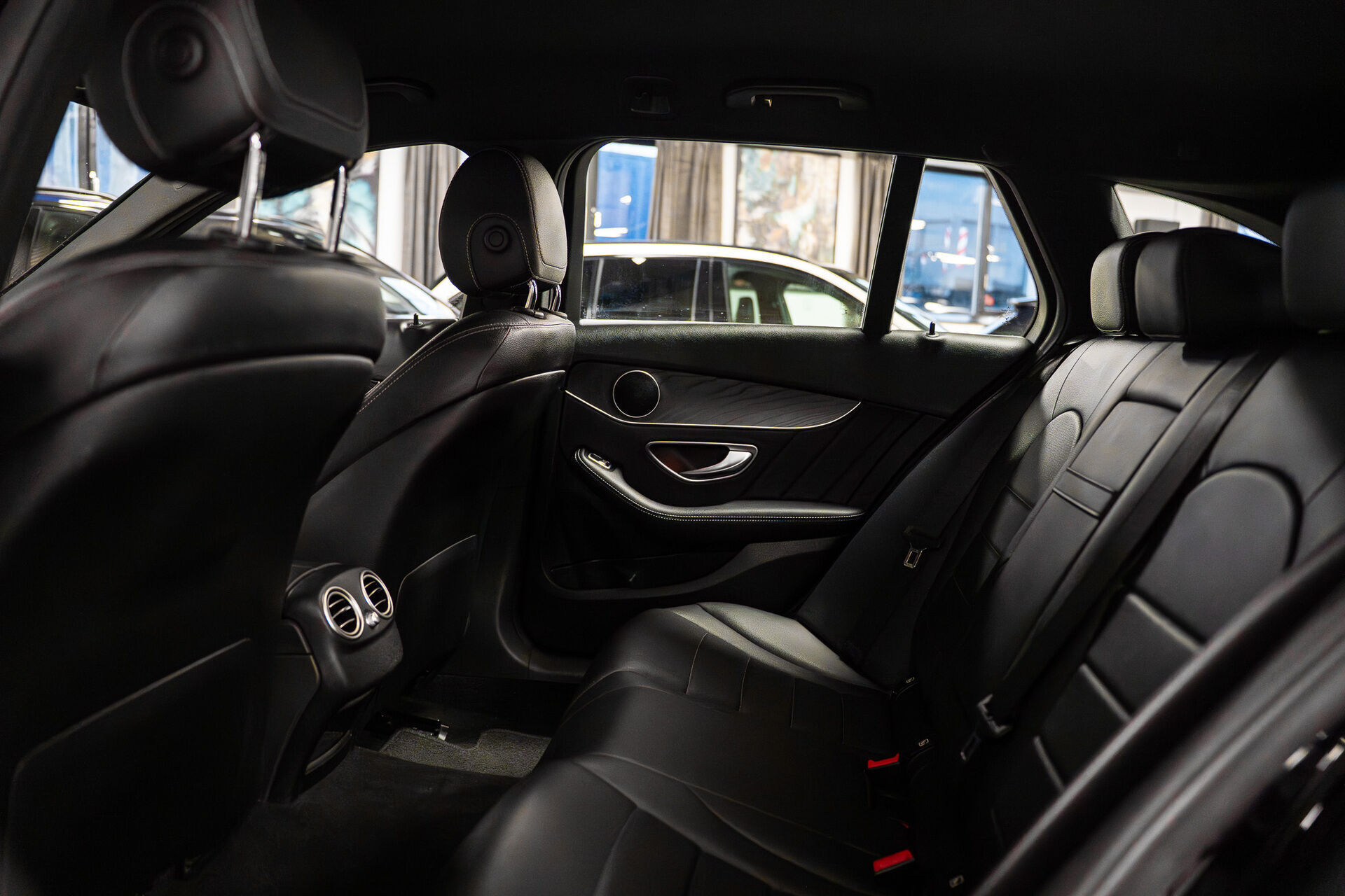 Sort Mercedes C220 d fra 2018