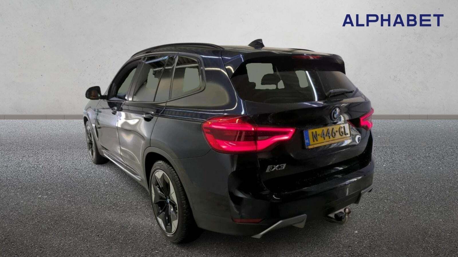 BMW iX3 Charged Plus