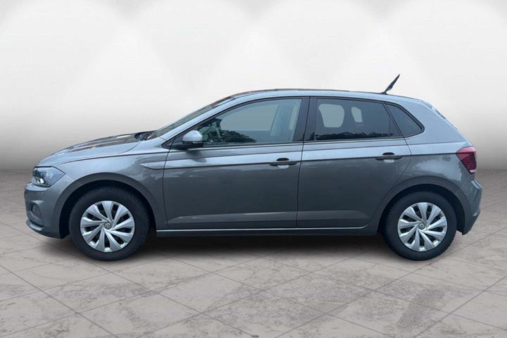 Grå VW Polo fra 2020
