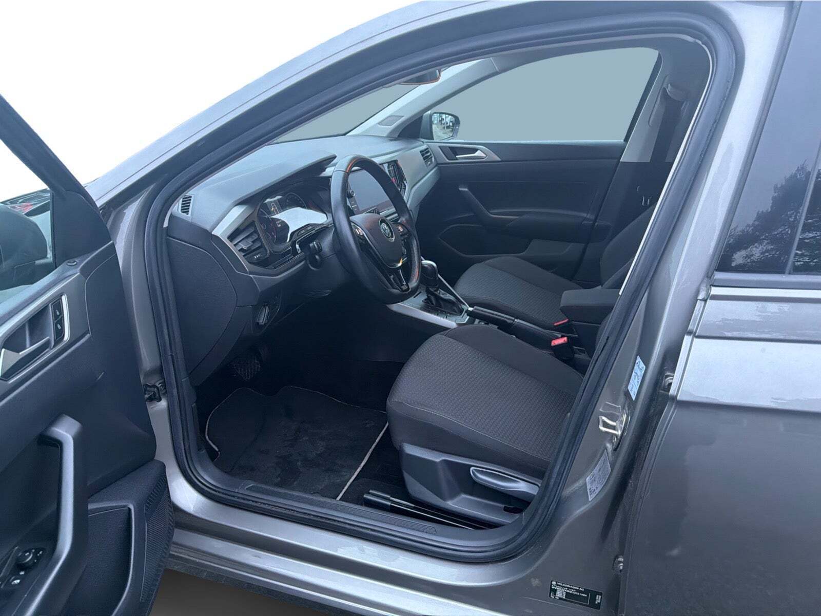 Grå VW Polo fra 2020